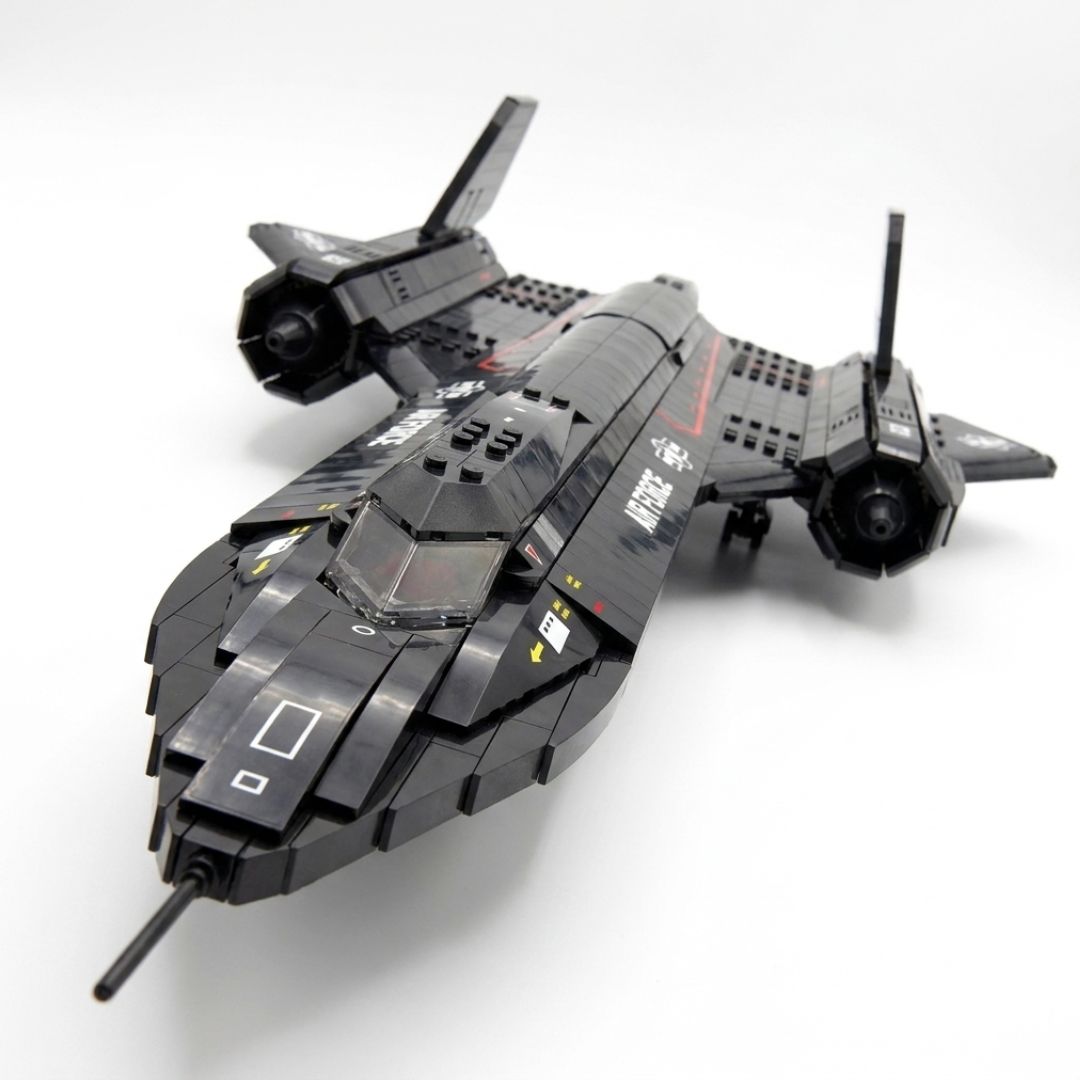Darkwing Strategic Recon Jet — 1,775 Pieces