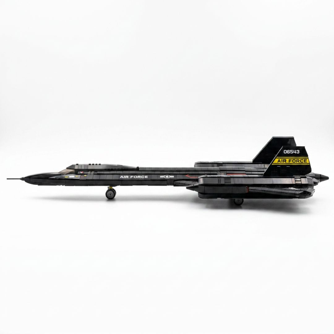 Darkwing Strategic Recon Jet — 1,775 Pieces