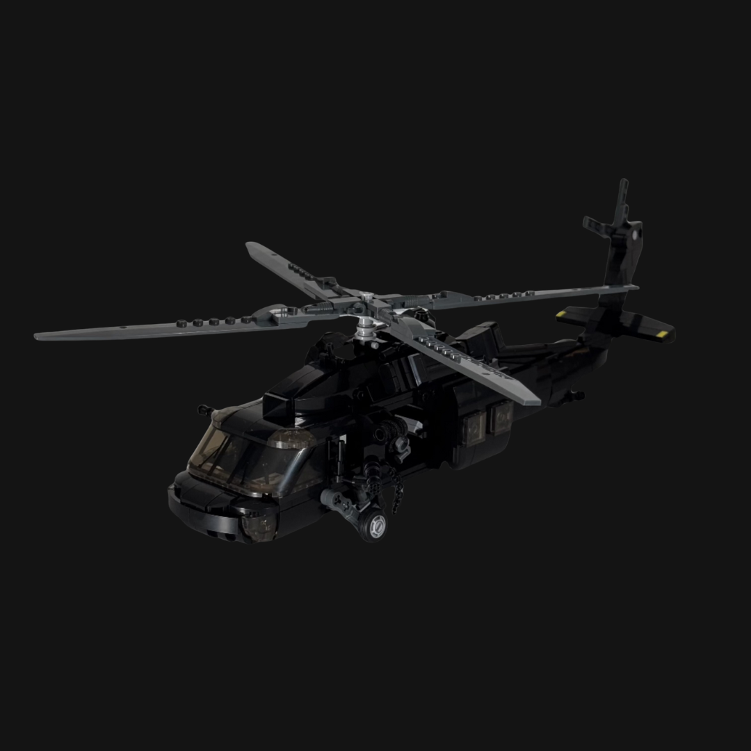 Nightrider Tactical-Helicopter — 692 Pieces