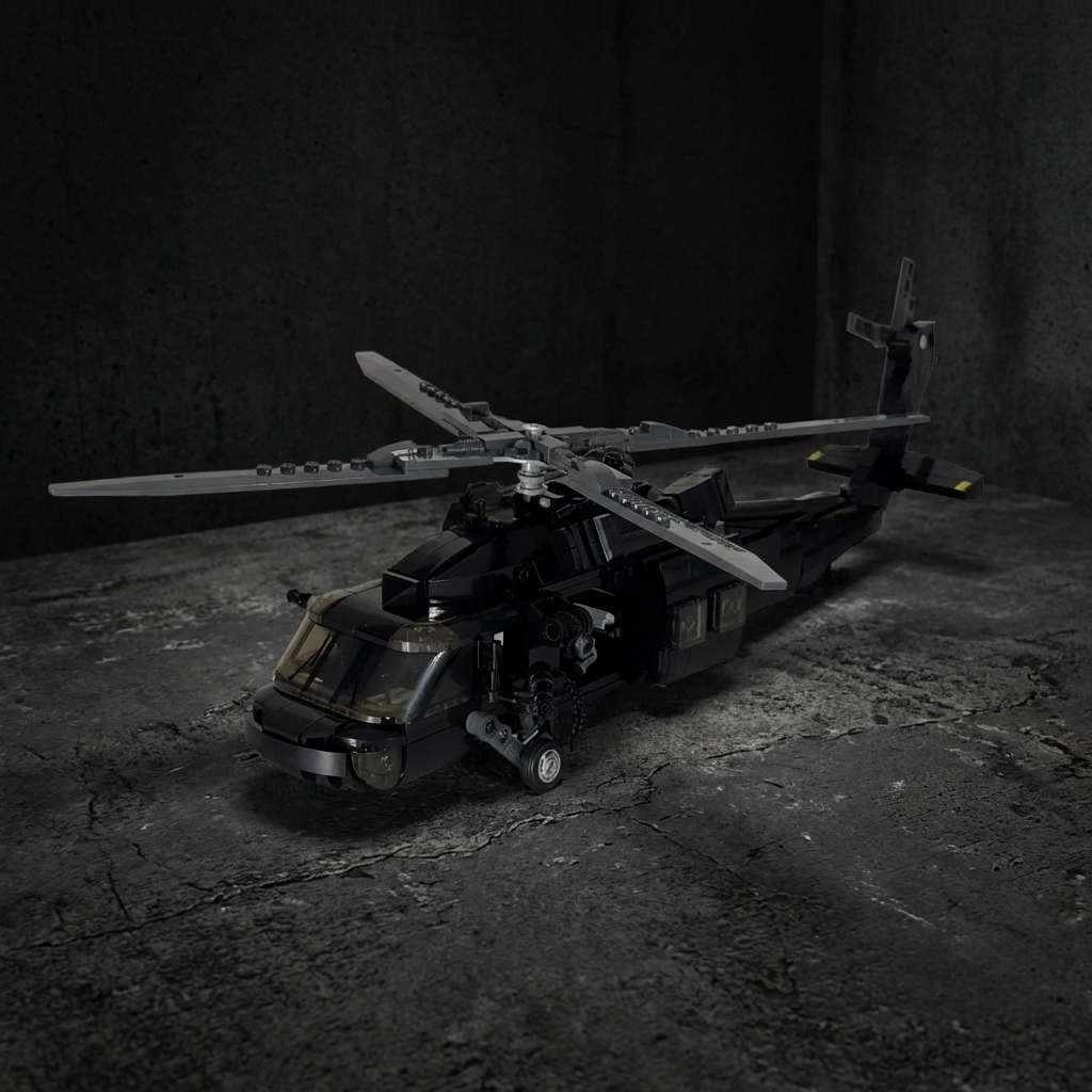 Nightrider Tactical-Helicopter — 692 Pieces